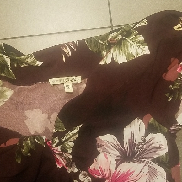 Shirt - Picture 2 of 4